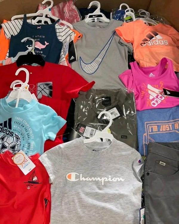 Kids target clothing available - Image 9