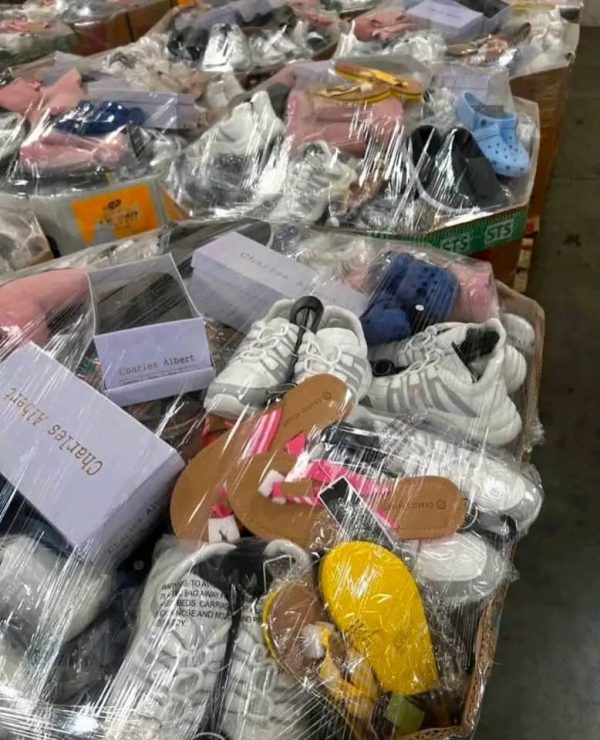 Assorted shoes - Image 2