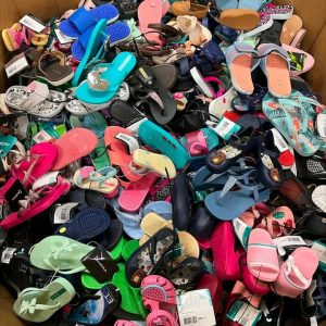 FLIP FLOPS & SANDALS $600 pallets
