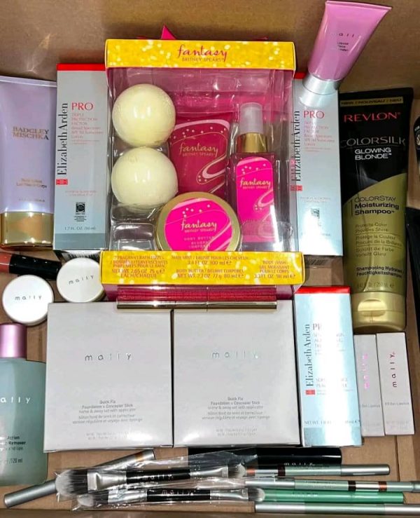 Brand name Cosmetic pallets!!